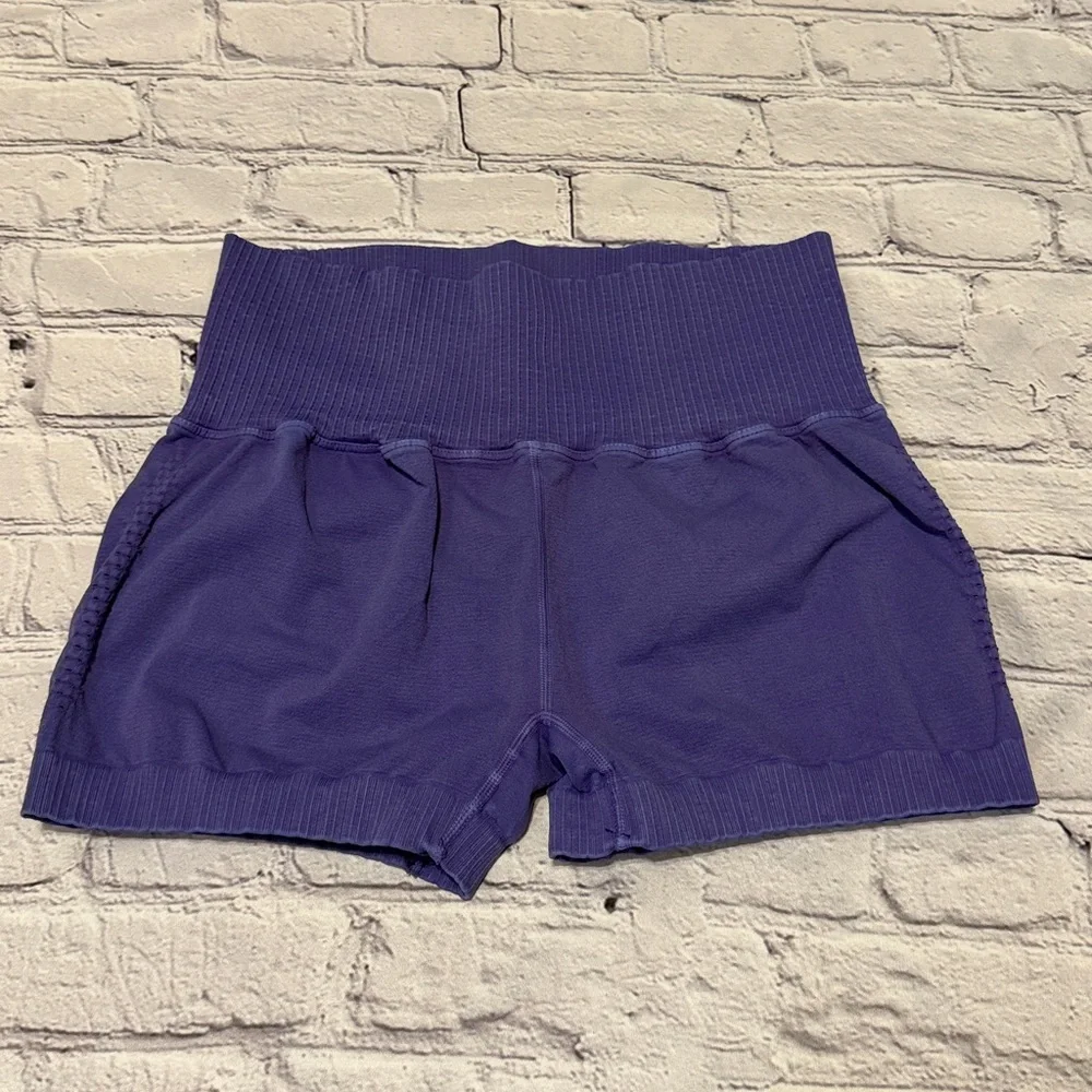 NWOT FP Movement Good Karma Running Shorts - Deep Sea - Size XL - Picture 5 of 16